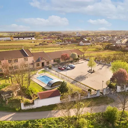 Kovacs Guest house
